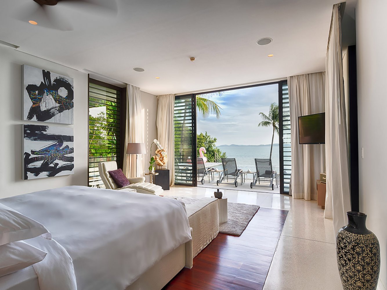 Property image - full photo 12