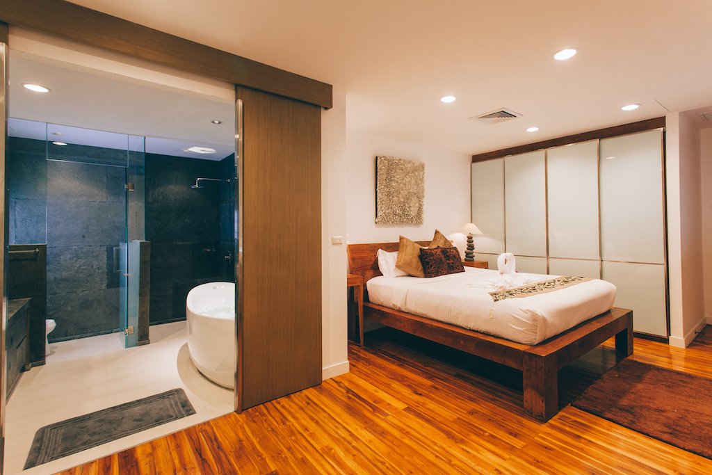 Property image - full photo 13
