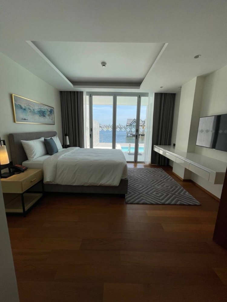 Property image - full photo 16