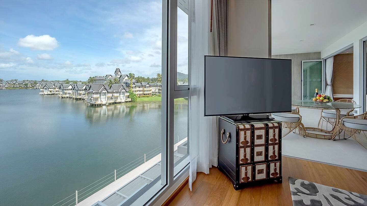 Property image - full photo 2