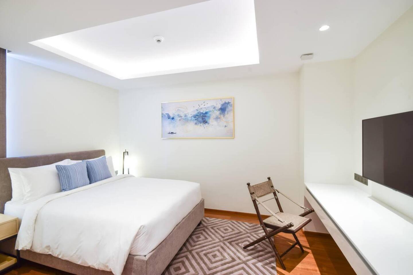 Property image - full photo 14