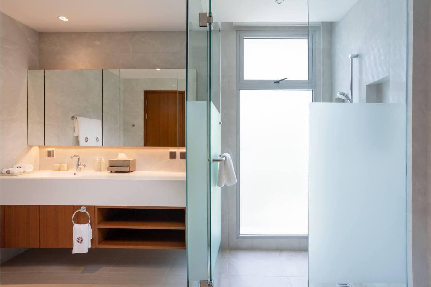Property image - full photo 18