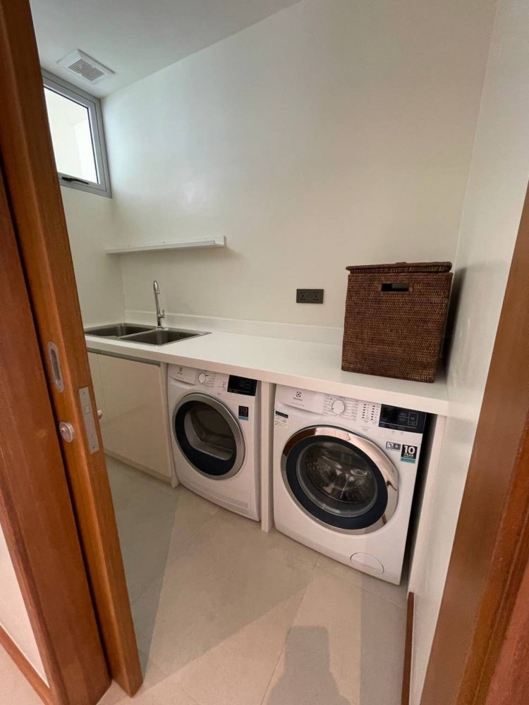 Property image - full photo 21