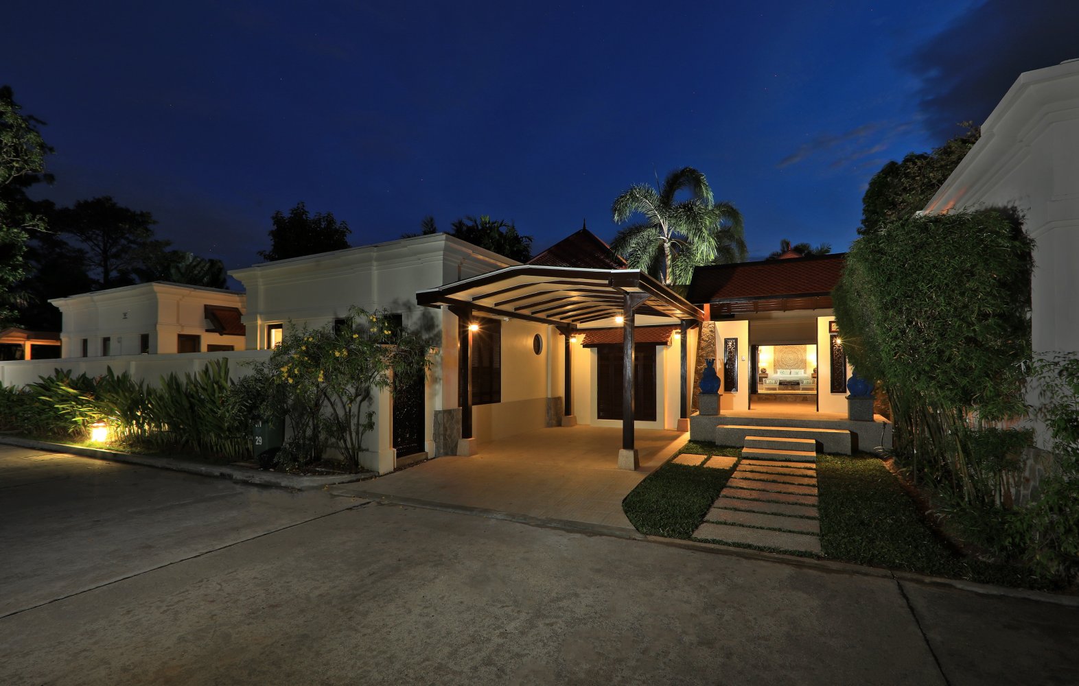 Property image - full photo 13