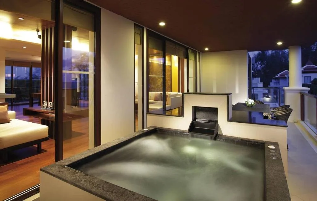 Property image - full photo 4