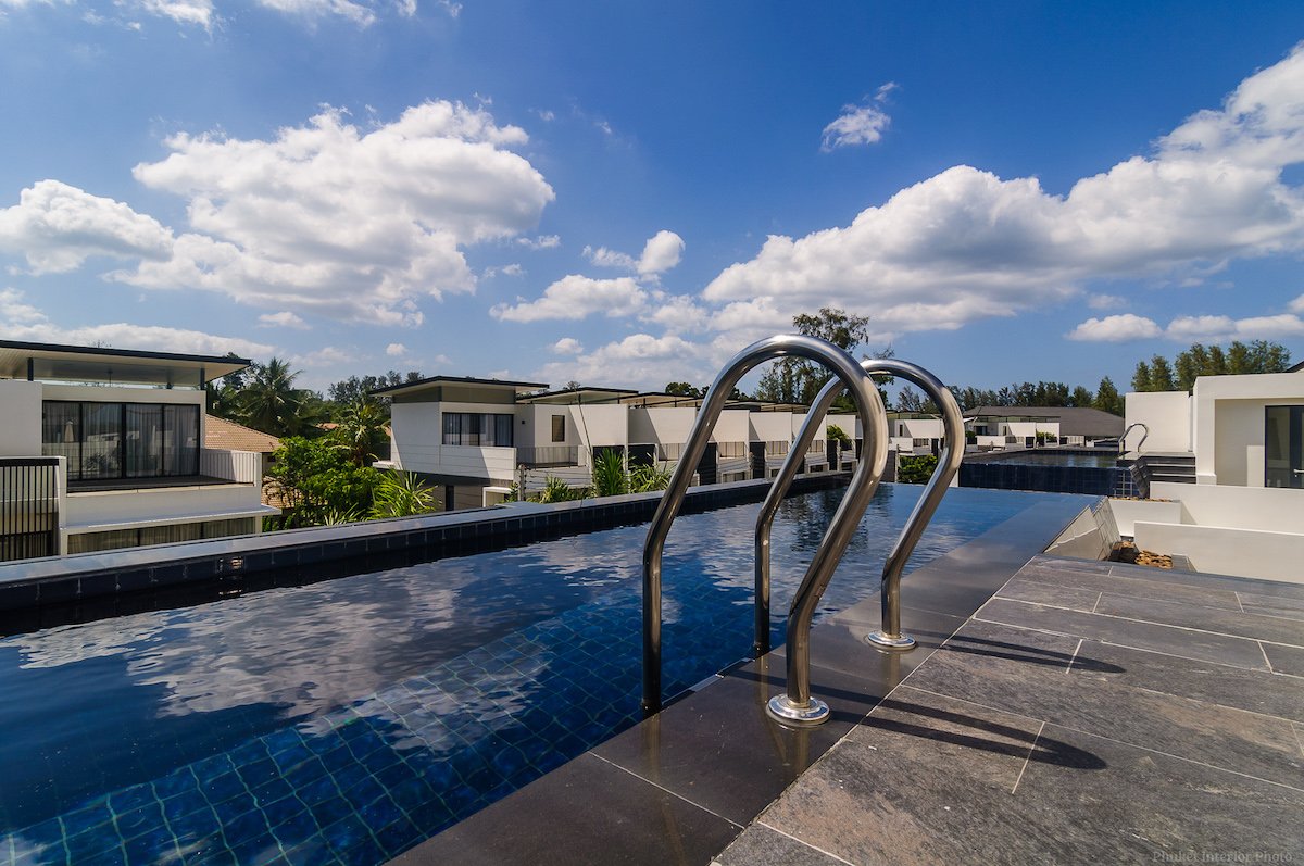 Property image - full photo 4