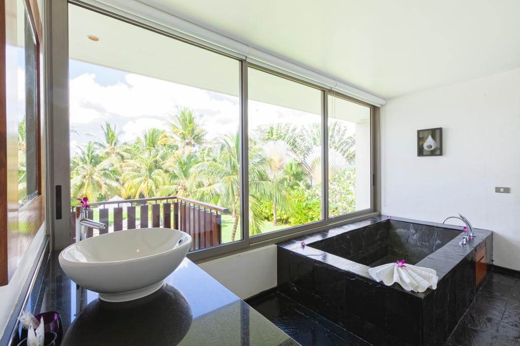 Property image - full photo 14