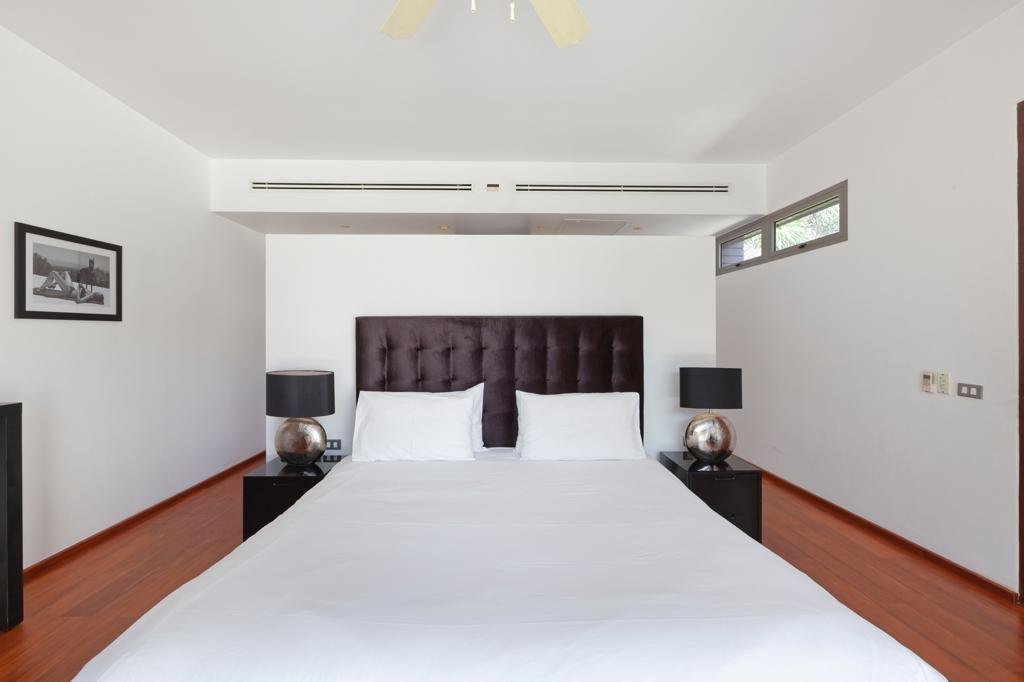 Property image - full photo 15