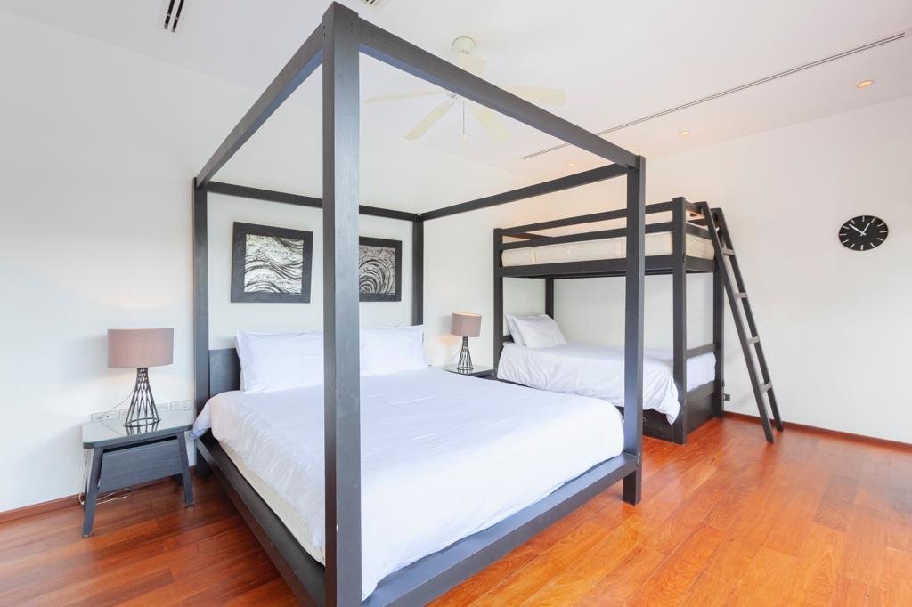 Property image - full photo 19