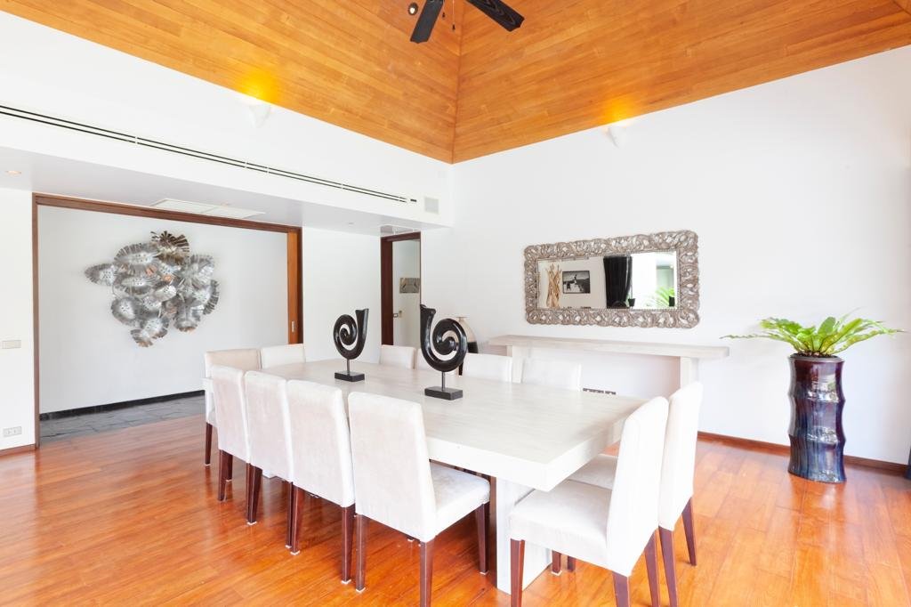 Property image - full photo 16