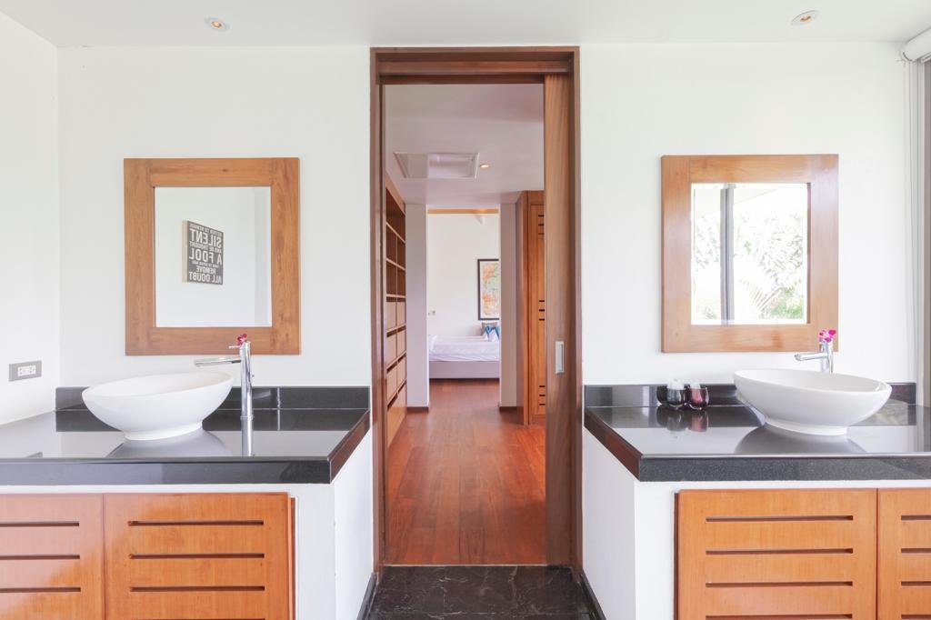 Property image - full photo 17