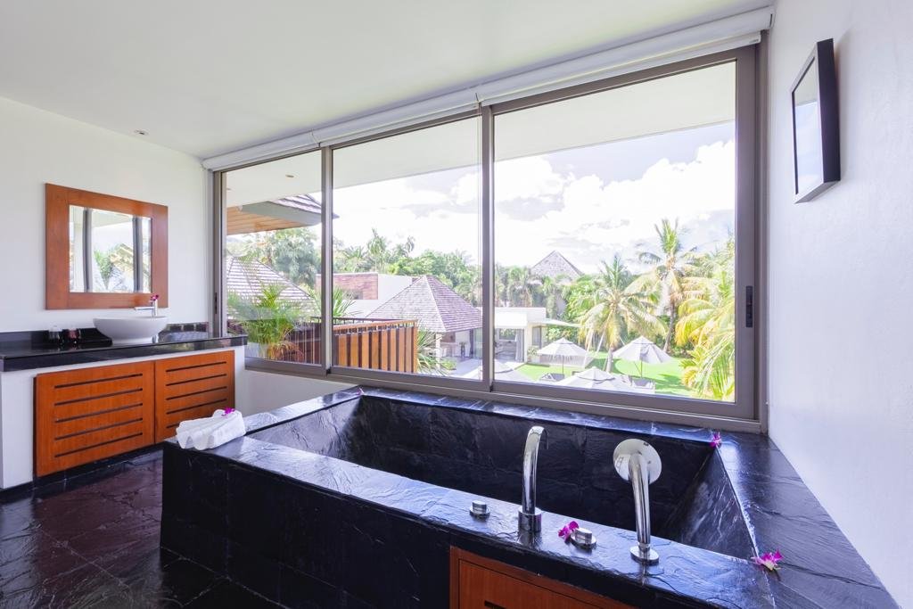 Property image - full photo 18