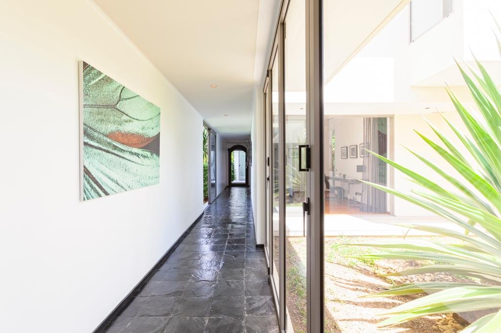 Property image - full photo 4