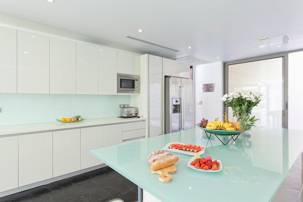 Property image - full photo 13