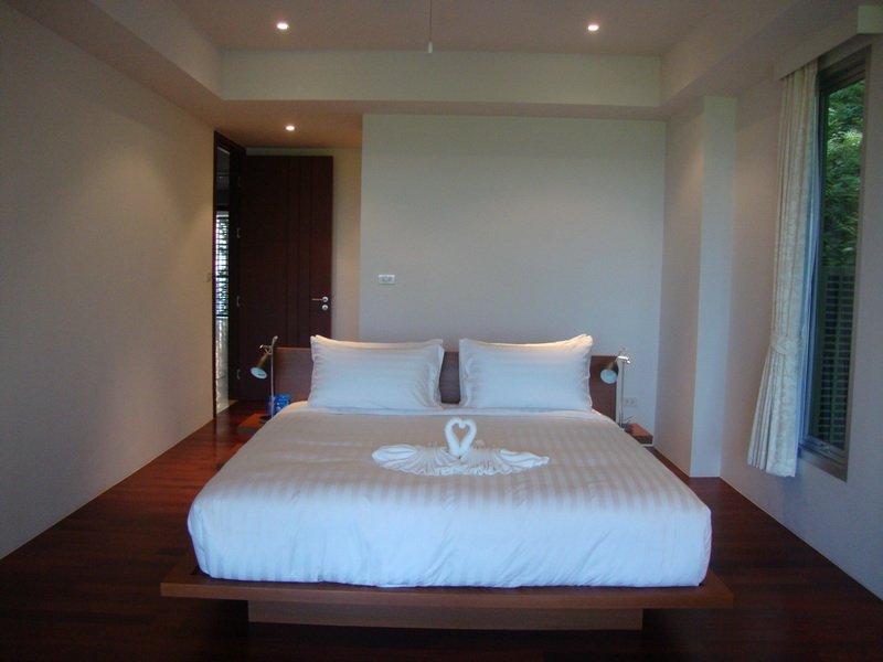 Property image - full photo 18