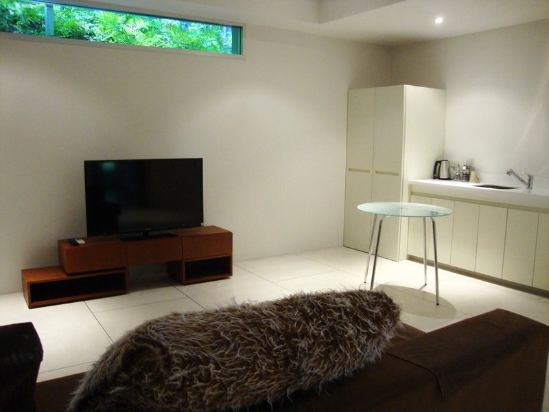 Property image - full photo 25