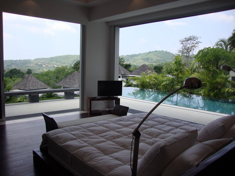 Property image - full photo 5