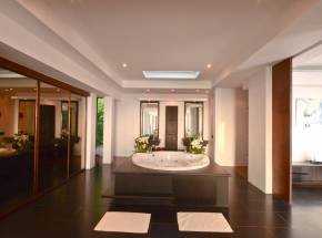 Property image - full photo 19