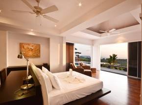 Property image - full photo 16