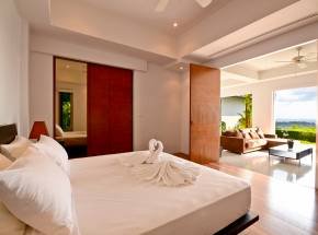 Property image - full photo 15