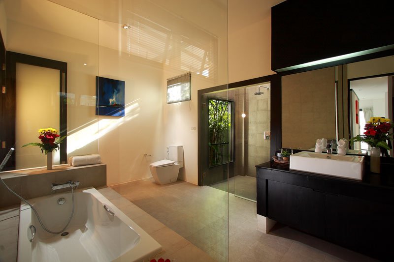 Property image - full photo 14