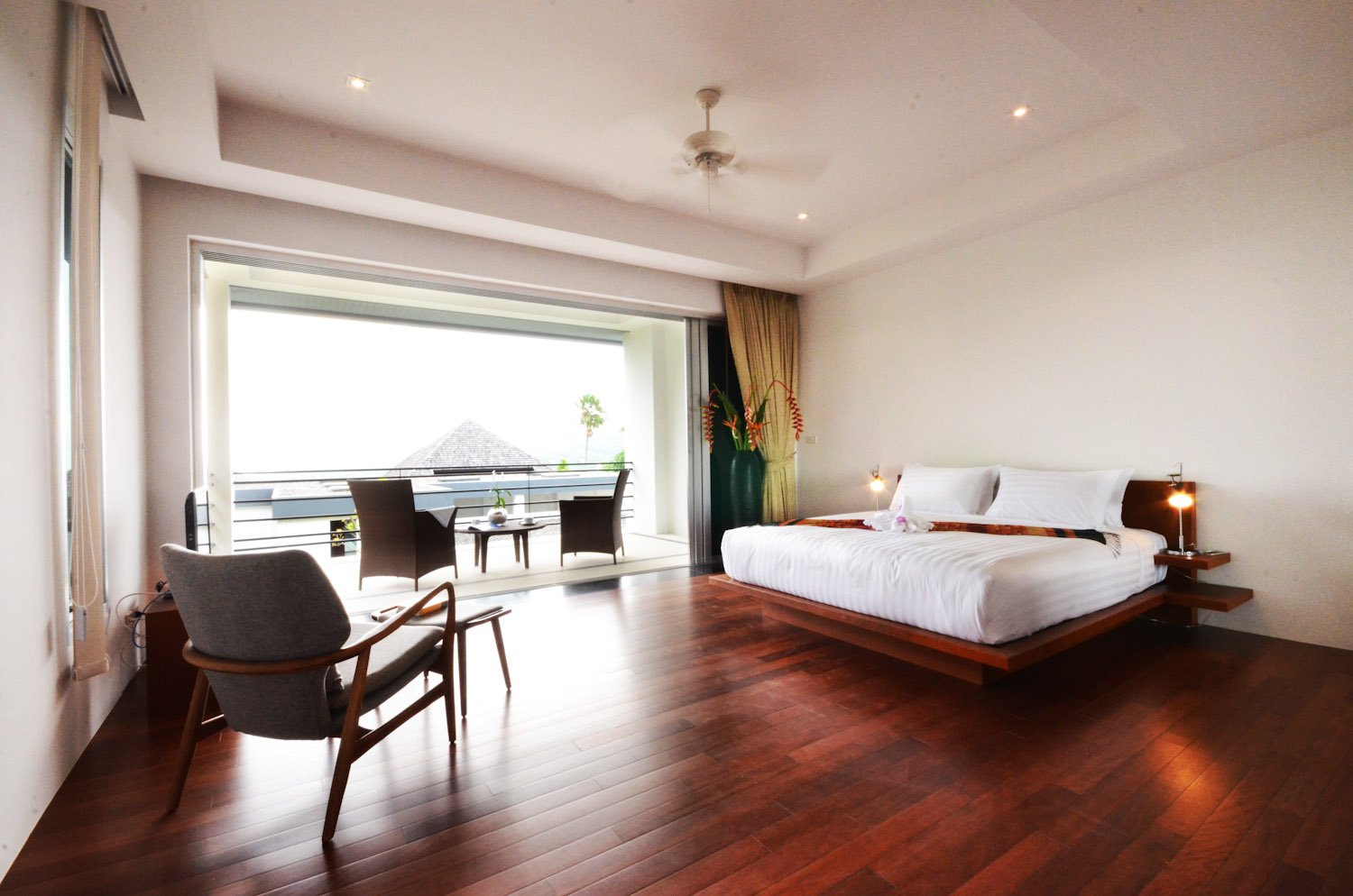 Property image - full photo 16