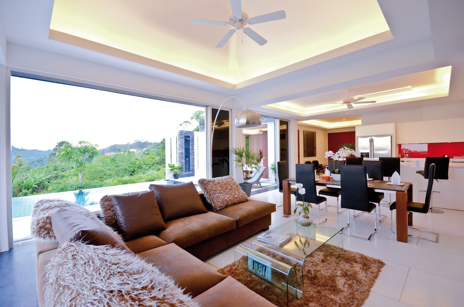Property image - full photo 5