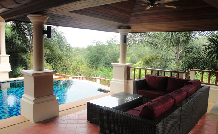 Property image - full photo 4