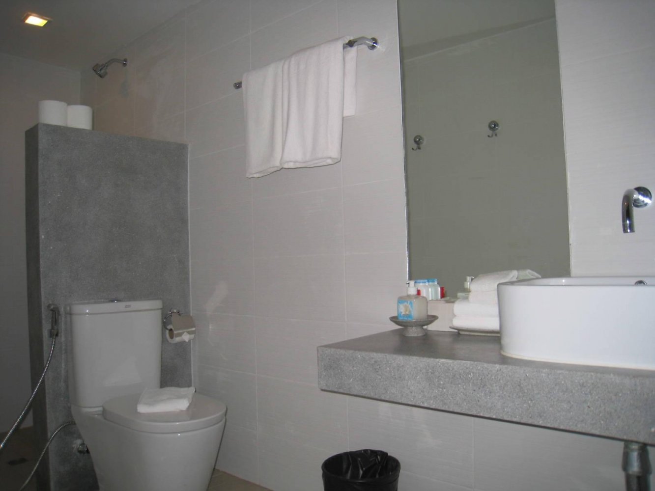 Property image - full photo 11