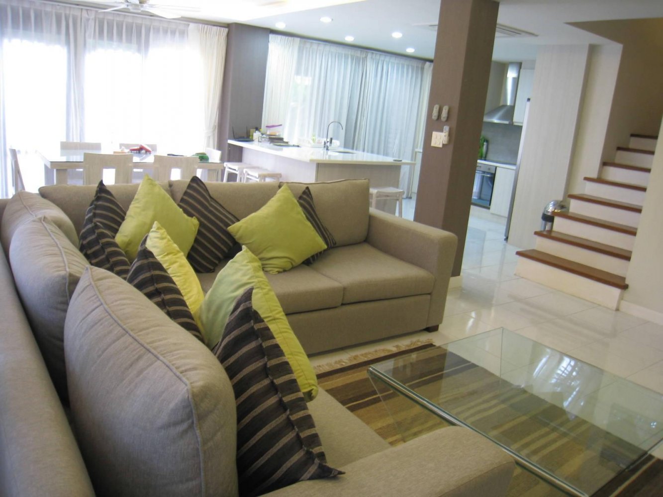 Property image - full photo 6