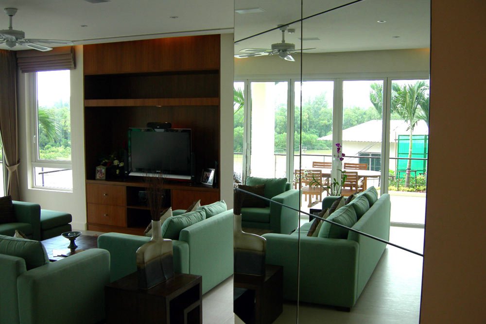 Property image - full photo 12