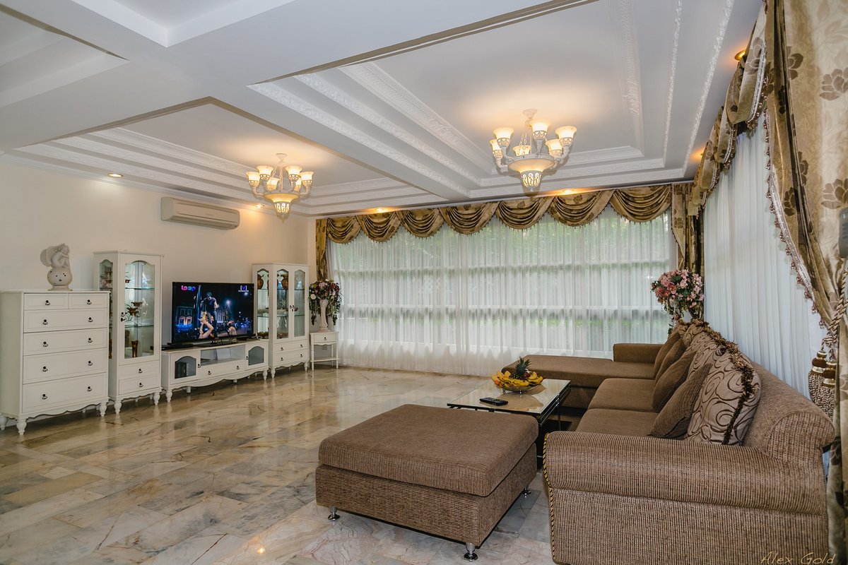 Property image - full photo 41