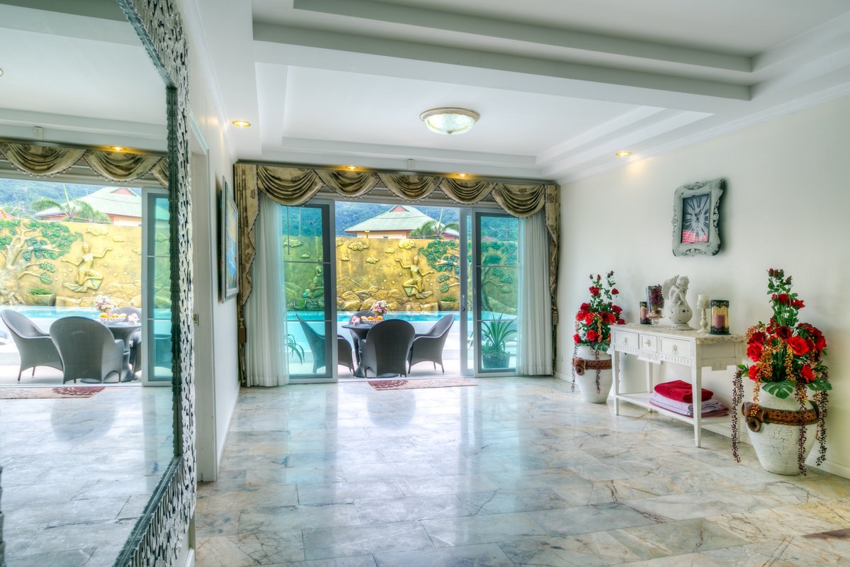 Property image - full photo 42