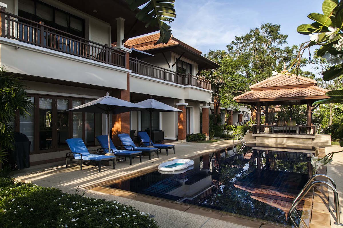 Property image - full photo 2
