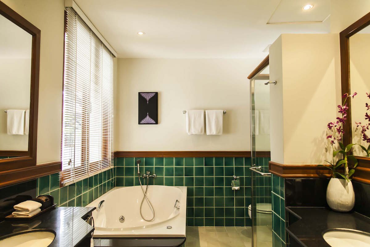 Property image - full photo 28