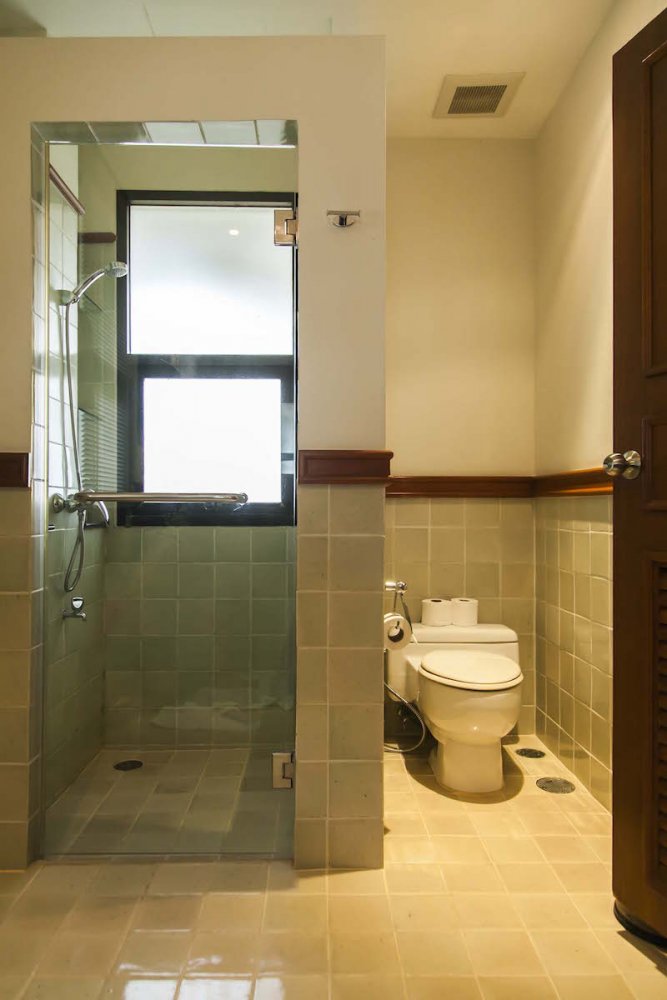 Property image - full photo 28