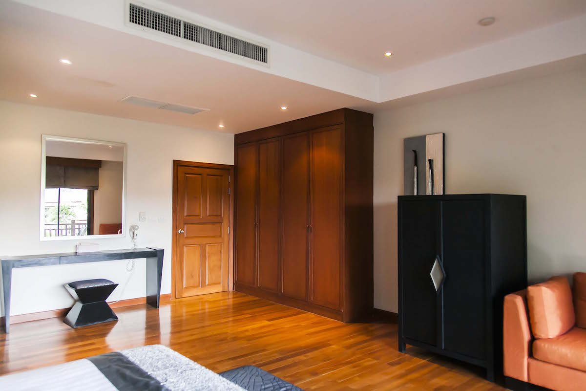 Property image - full photo 19