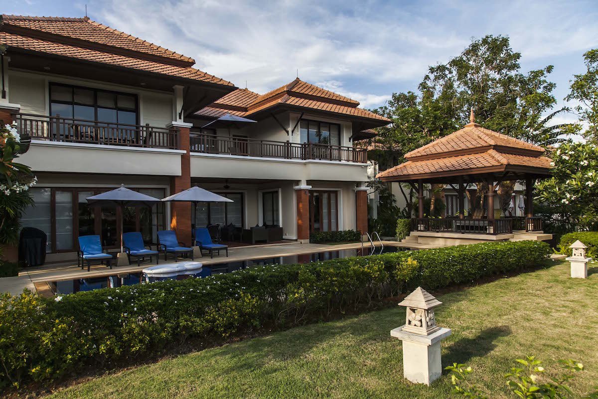 Property image - full photo 3