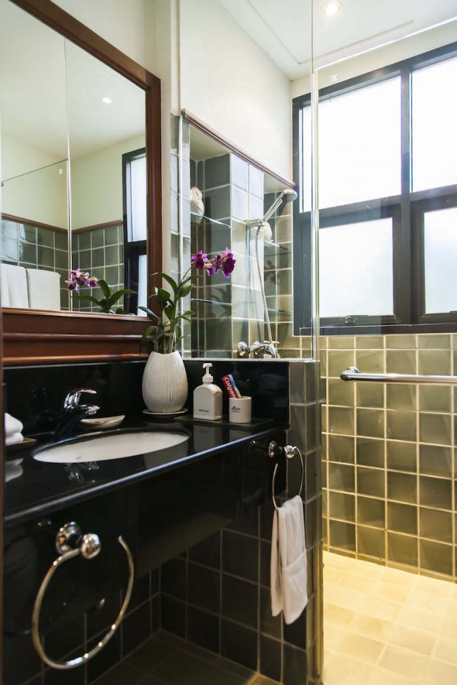 Property image - full photo 17