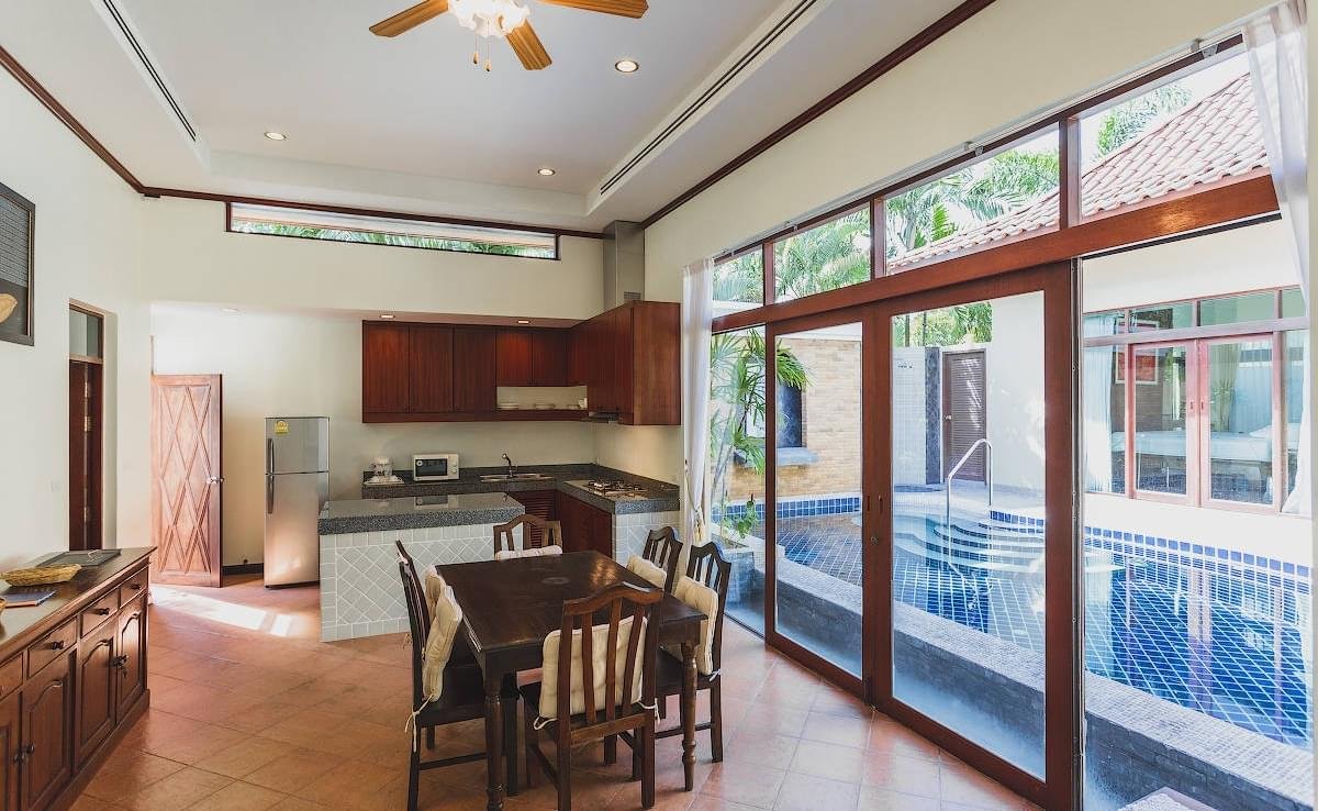 Property image - full photo 7