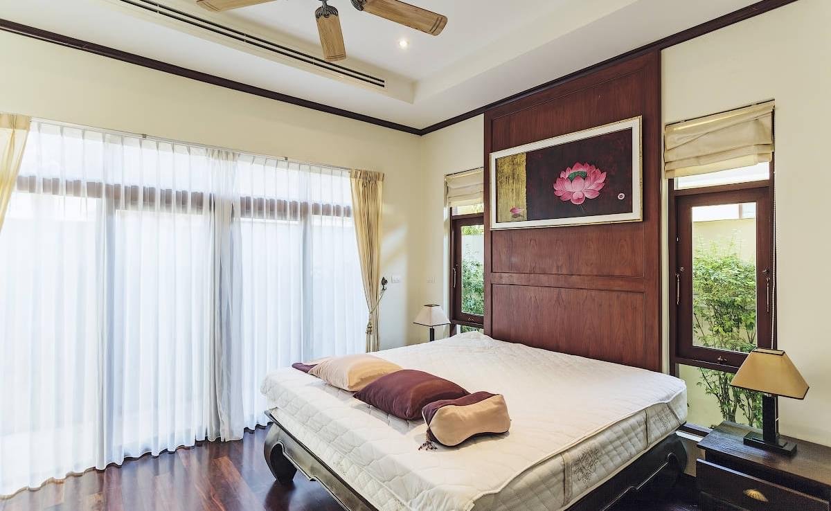 Property image - full photo 19