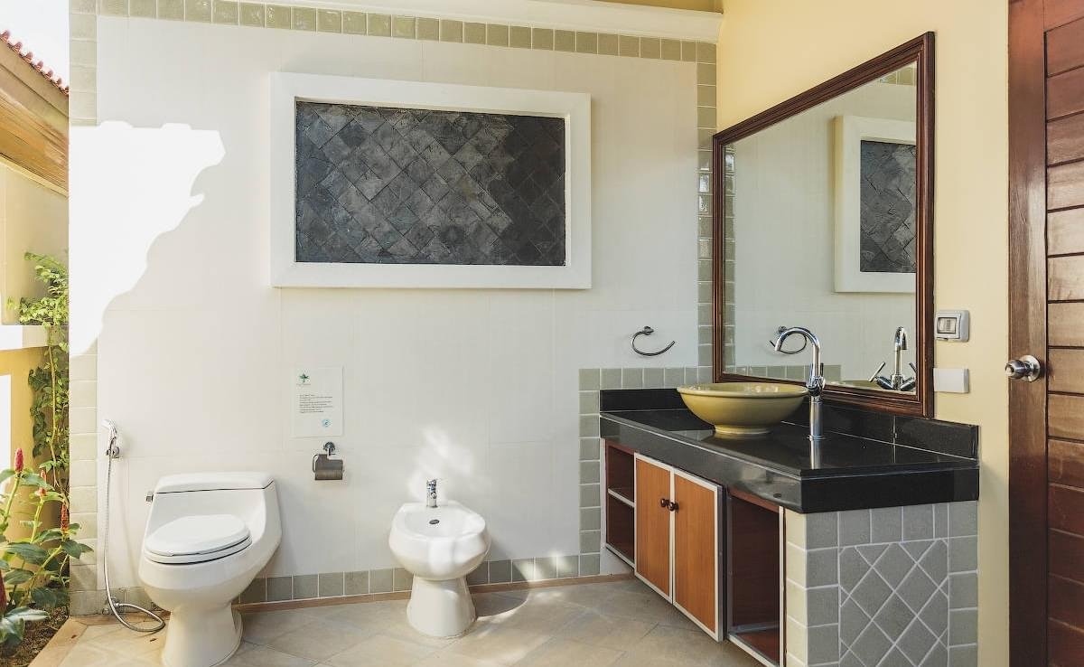 Property image - full photo 13