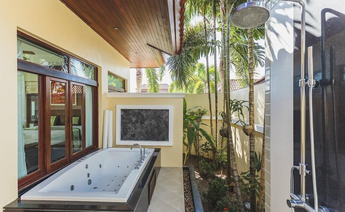 Property image - full photo 16