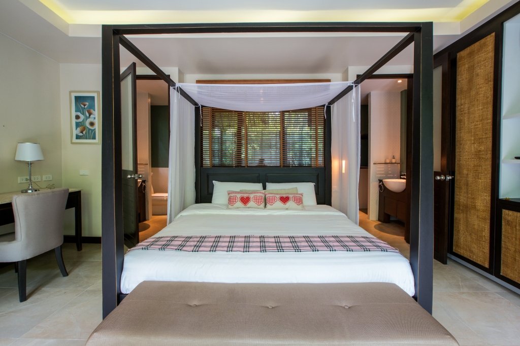 Property image - full photo 4