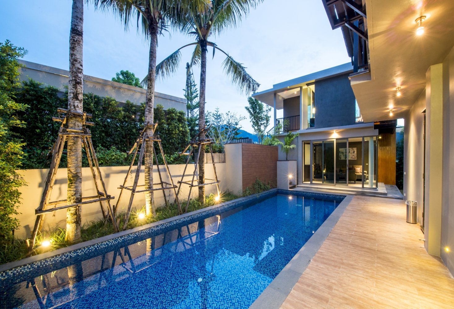 Property image - full photo 3