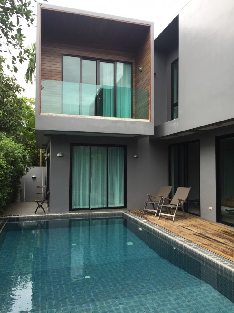 Property image - full photo 1