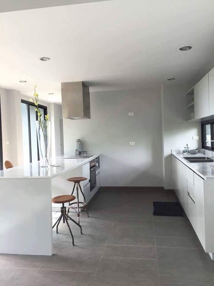Property image - full photo 12