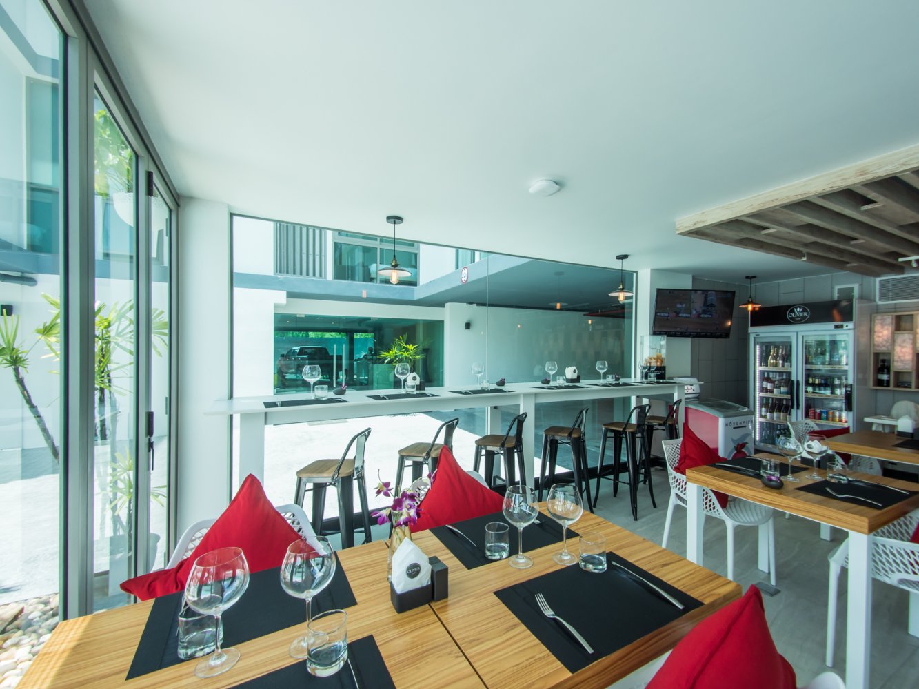 Property image - full photo 32