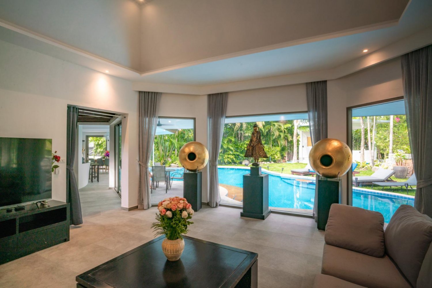 Property image - full photo 15