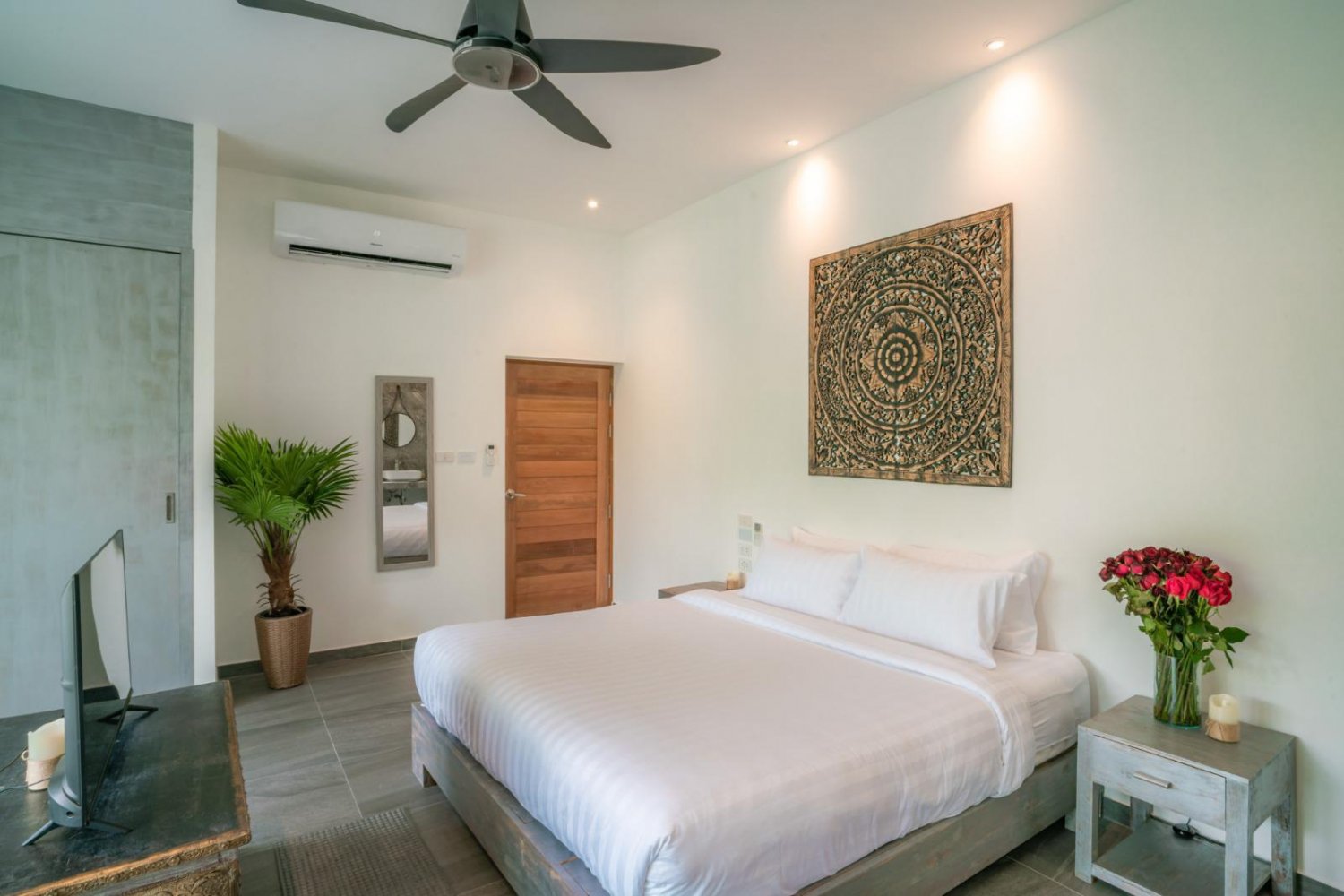 Property image - full photo 18